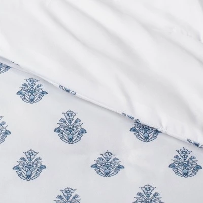 5pc Block Print With Border Comforter Bedding Set White/Blue - Threshold™ - Image 3