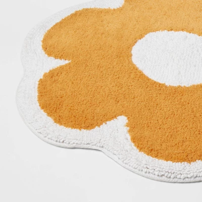 Flower Kids' Bath Rug - Pillowfort™ - Image 2
