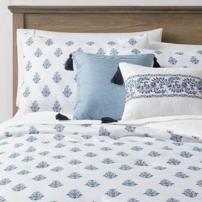 5pc Block Print With Border Comforter Bedding Set White/Blue - Threshold™ - Image 7