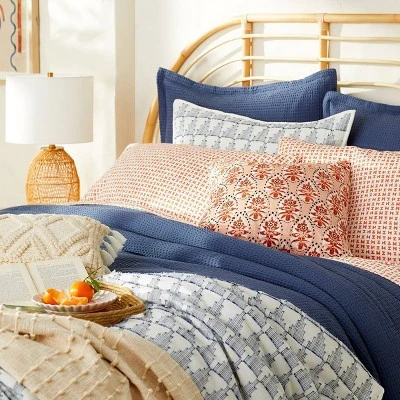 Washed Waffle Weave Comforter & Pillow Sham Set - Threshold - Image 4